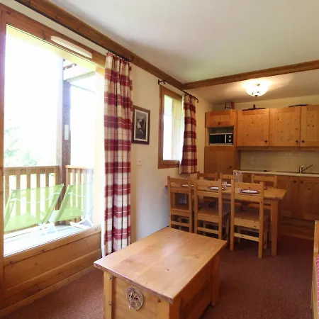 Apartment 6 Pers Pieds De Pistes Avec Piscine - Val-cenis, Les Alpages - Fr-1-508-121 Lanslebourg-Mont-Cenis